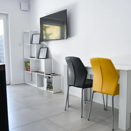 Apartment Point Zero