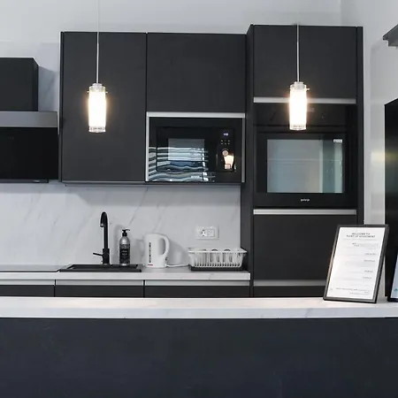 Apartment Point Zero *