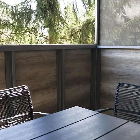 Apartment Point Zero